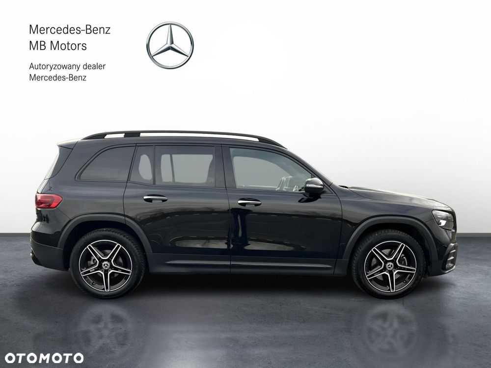 Mercedes-Benz GLB 200 AMG Line 7G-DCT - 7