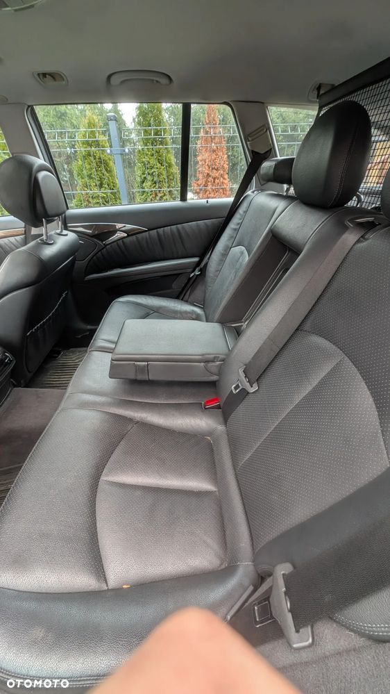 Mercedes-Benz Klasa E 280 CDI 4Matic Automatik Avantgarde DPF - 21