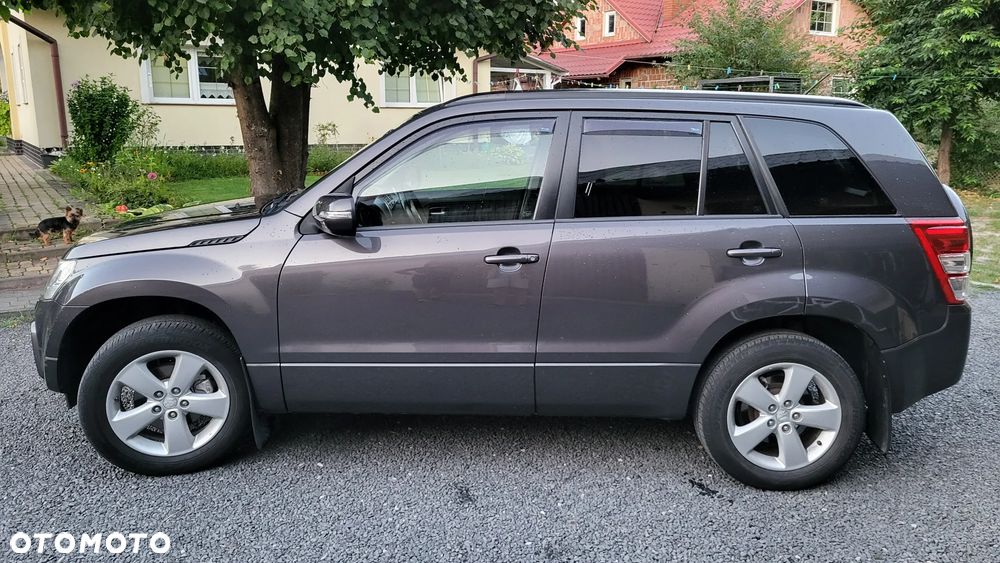 Suzuki Grand Vitara 2.4 Premium - 7