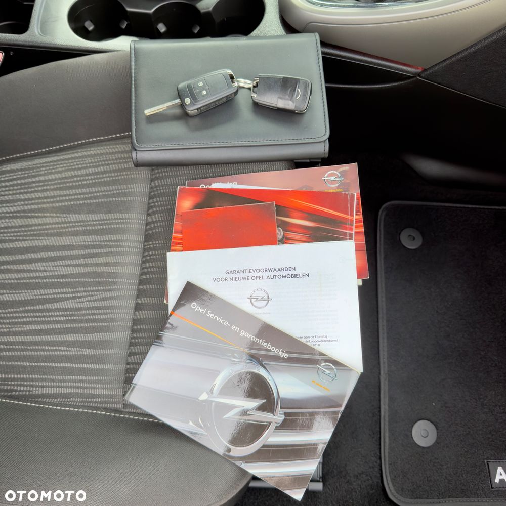 Opel Astra 1.4 Turbo Color Edition - 19