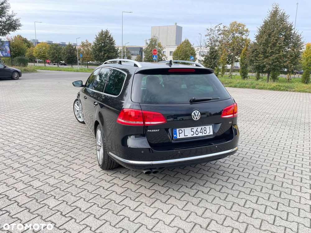 Volkswagen Passat - 8
