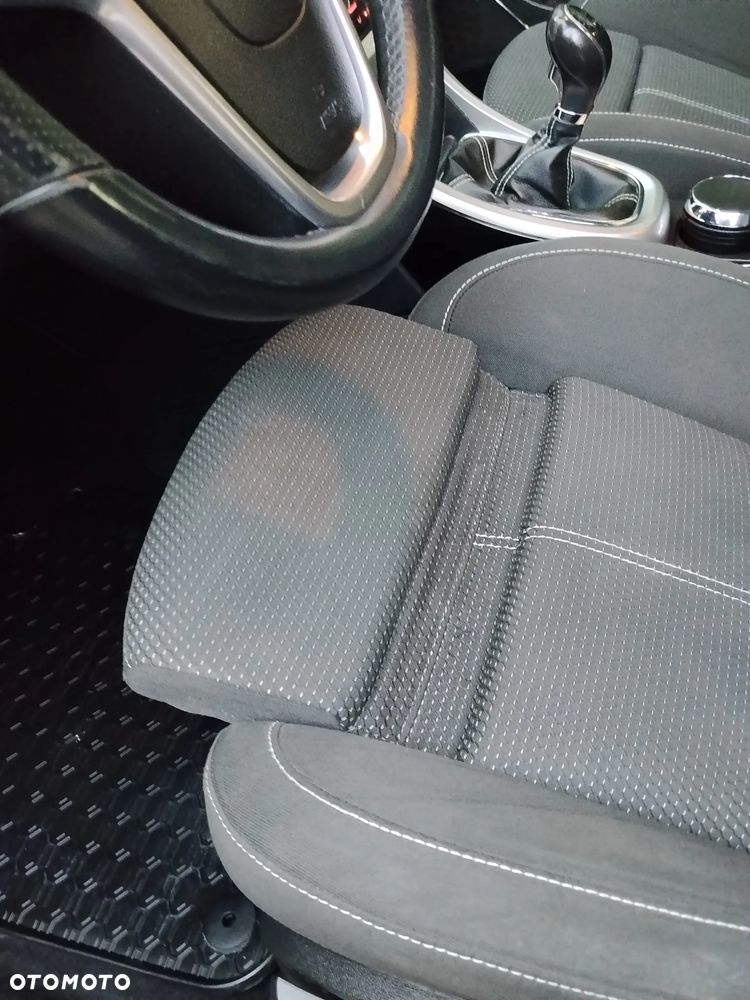 Opel Astra - 13