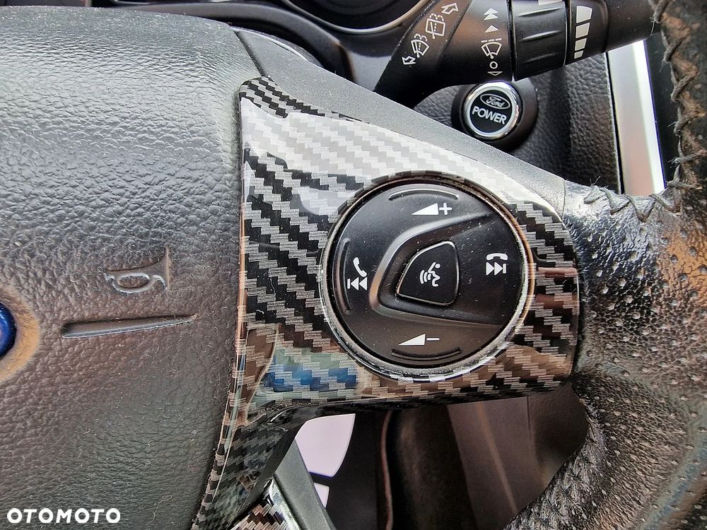 Ford Focus 2.0 EcoBoost ST mit Leder-Sport-Paket - 16