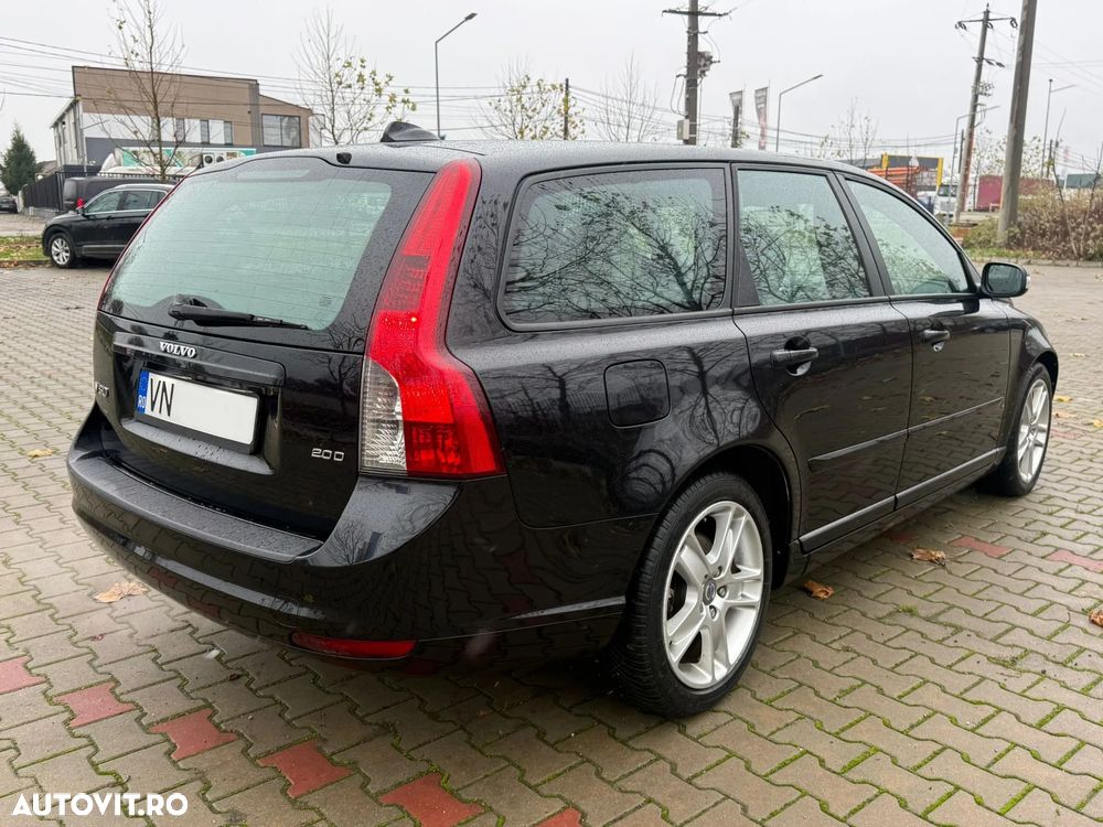 Volvo V50 - 14