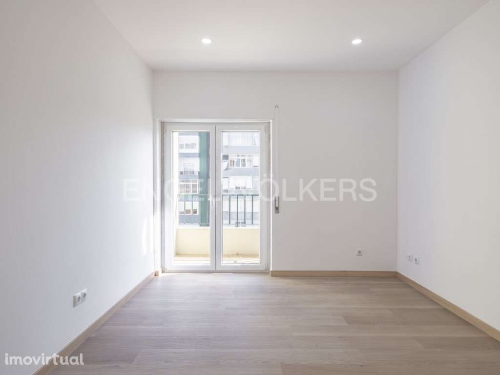 T2 totalmente renovado em Carnaxide - Grande imagem: 2/23