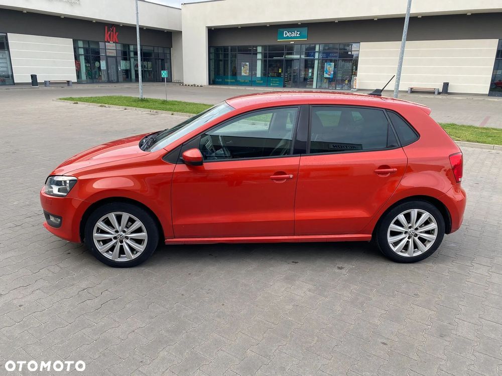 Volkswagen Polo 1.4 16V Highline DSG - 2