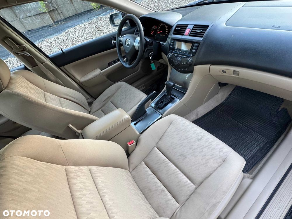 Honda Accord - 8