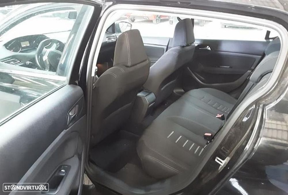 Peugeot 308 - 5