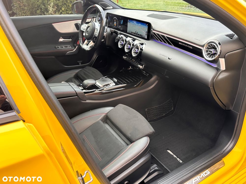 Mercedes-Benz Klasa A 35 AMG 4-Matic 7G-DCT - 31