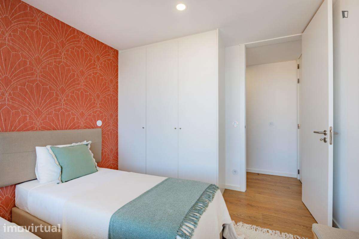 Apartamento com 2 quartos - localizado em Espinho - Grande imagem: 4/58