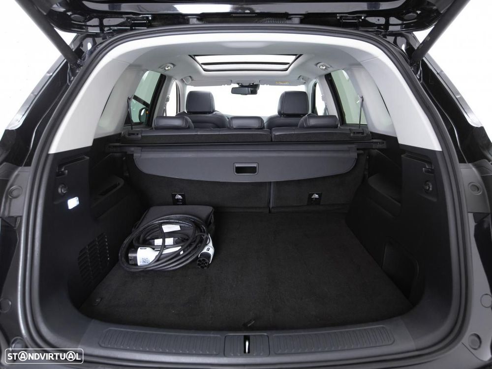 Maxus Euniq 6 - 15