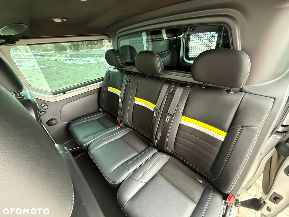Opel Vivaro - 20