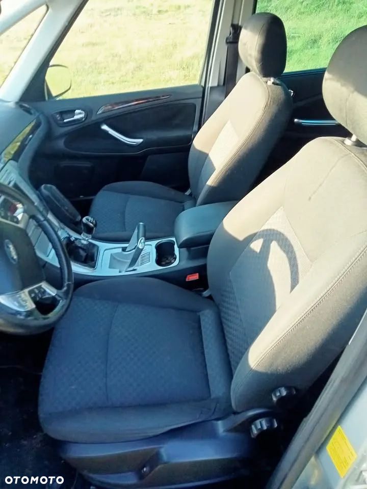 Ford Galaxy 2.0 TDCi Ghia - 10