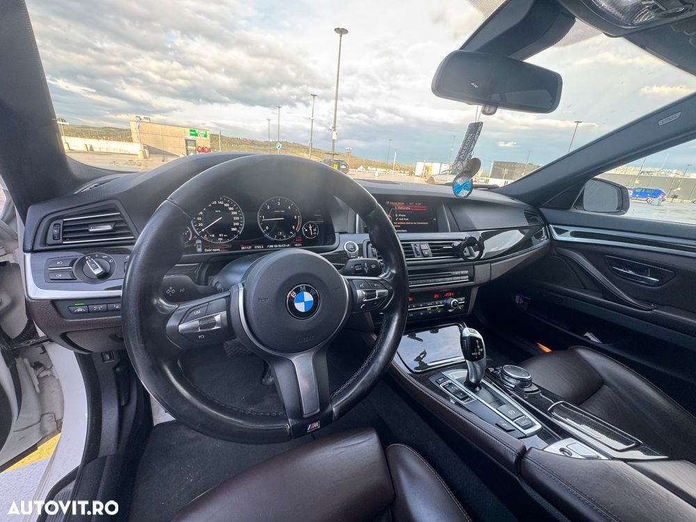 BMW Seria 5 520d AT - 11