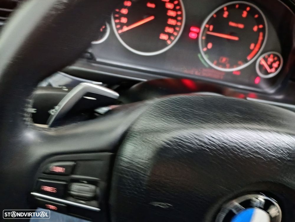 BMW 520 d xDrive Line Luxury Auto - 14