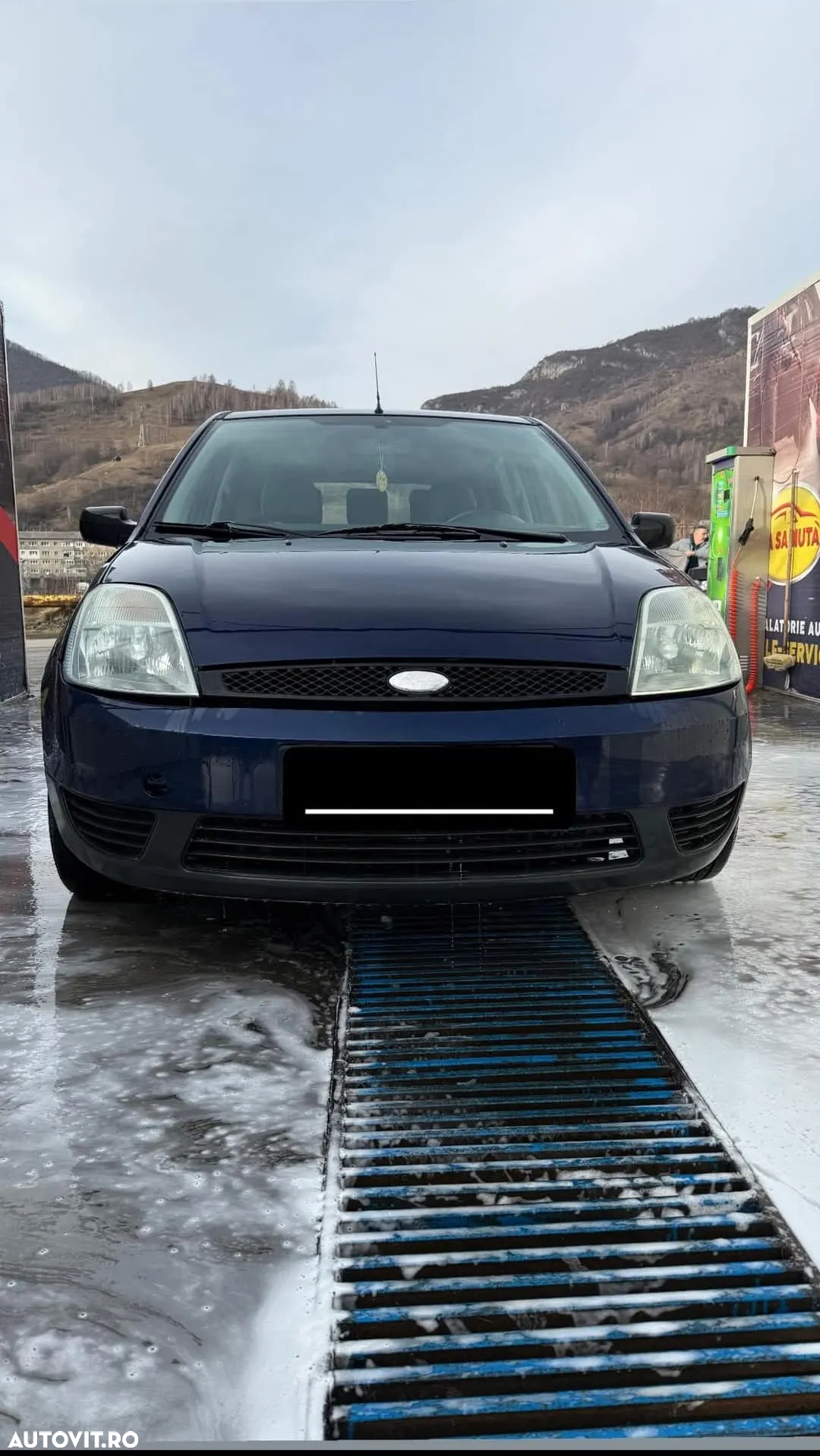 Ford Fiesta 1.3i - 2