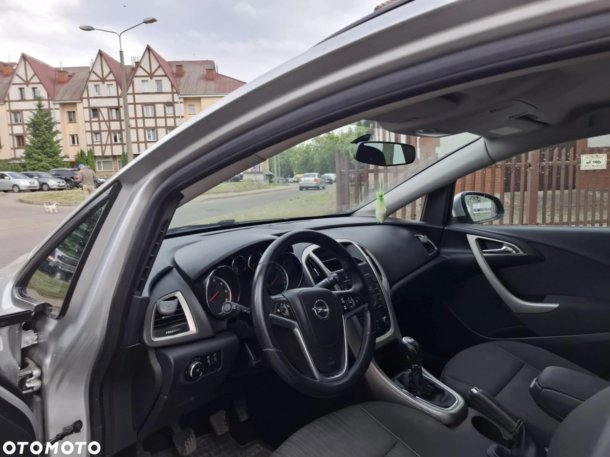 Opel Astra IV 1.3 CDTI Cosmo ecoFLEX - 3