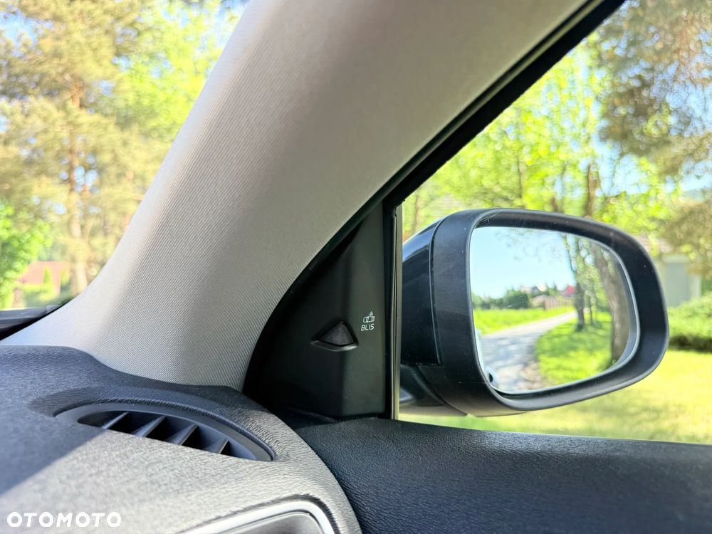 Volvo V40 D2 Momentum - 35