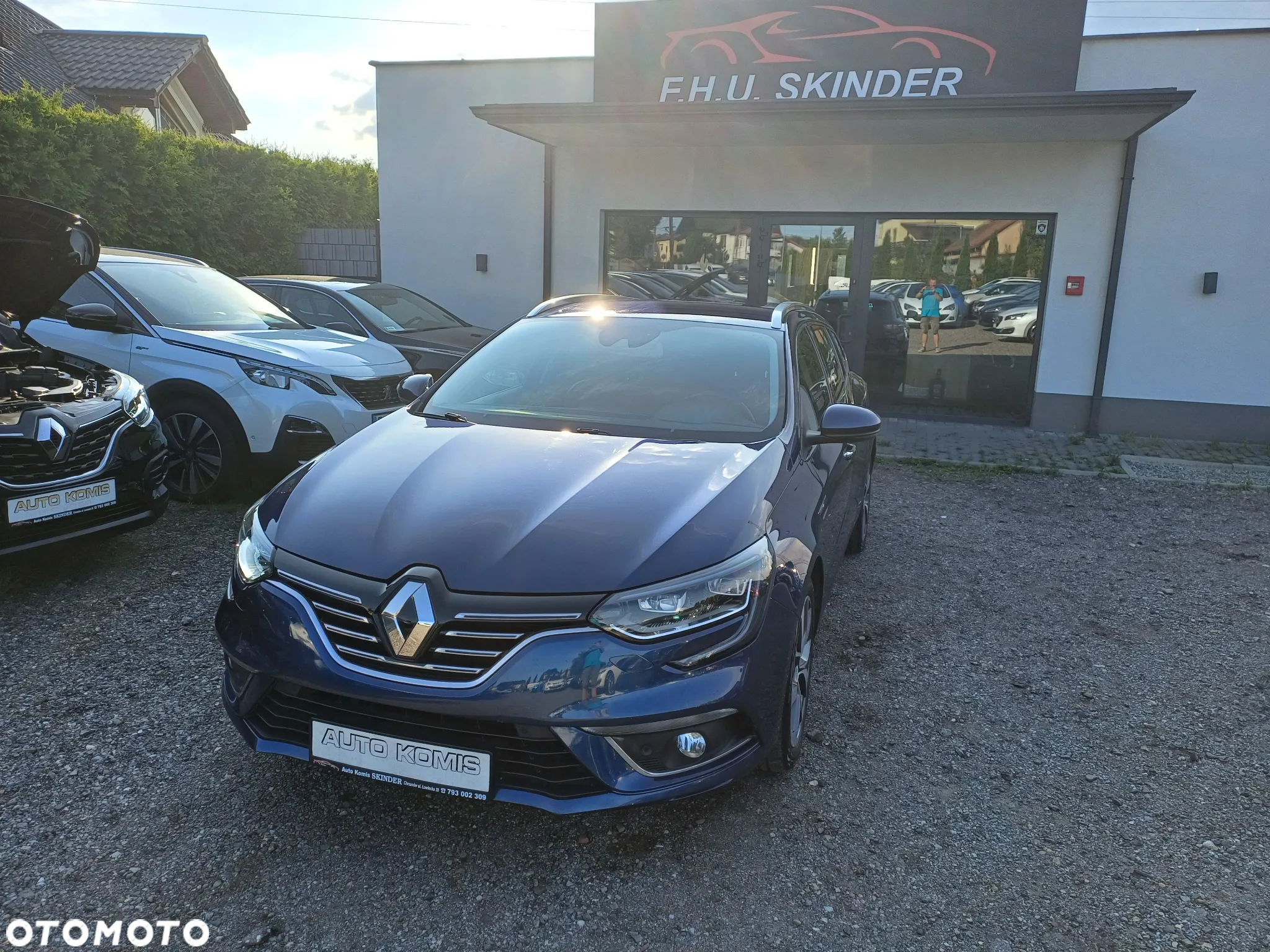 Renault Megane Grandtour ENERGY TCe 130 BOSE EDITION - 2