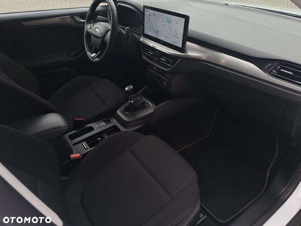 Ford Focus 1.0 EcoBoost Titanium X - 33