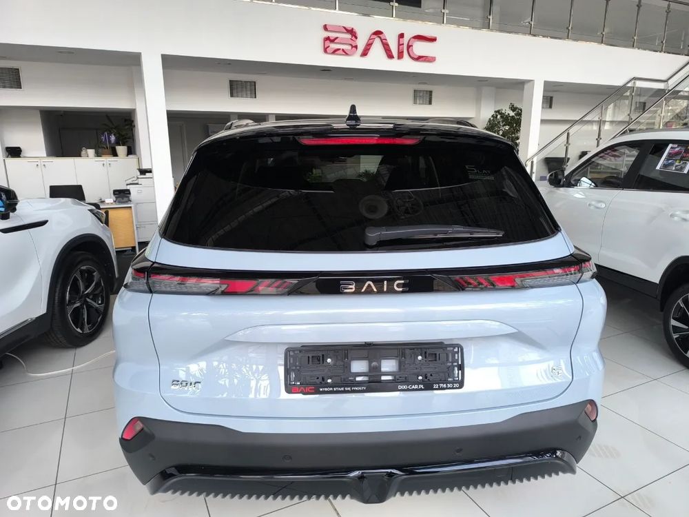 BAIC 5 Beijing 1.5T Comfort DCT - 6