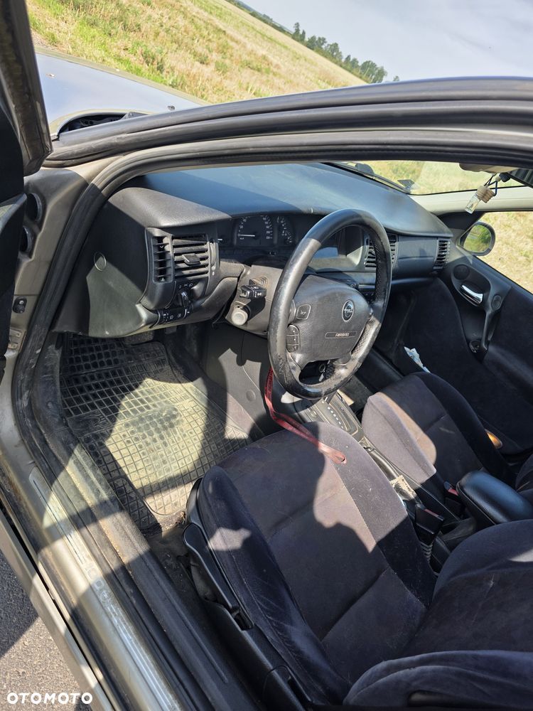 Opel Vectra - 4
