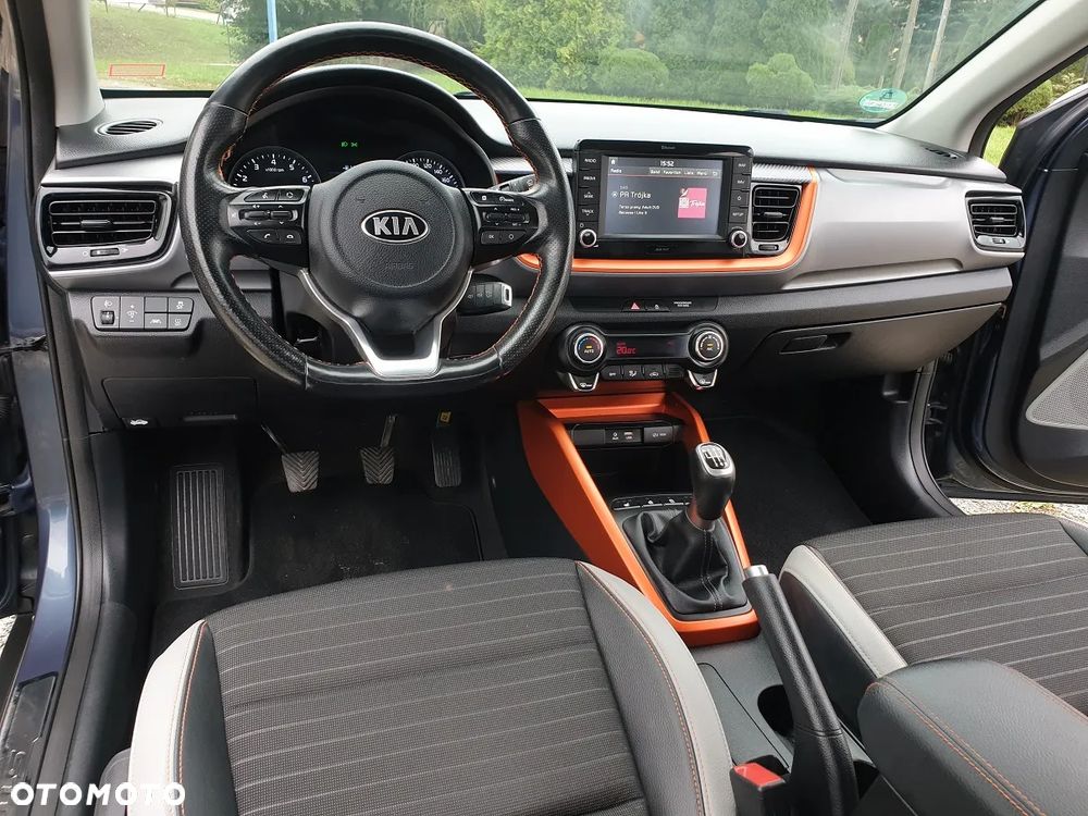 Kia Stonic 1.4 L - 19