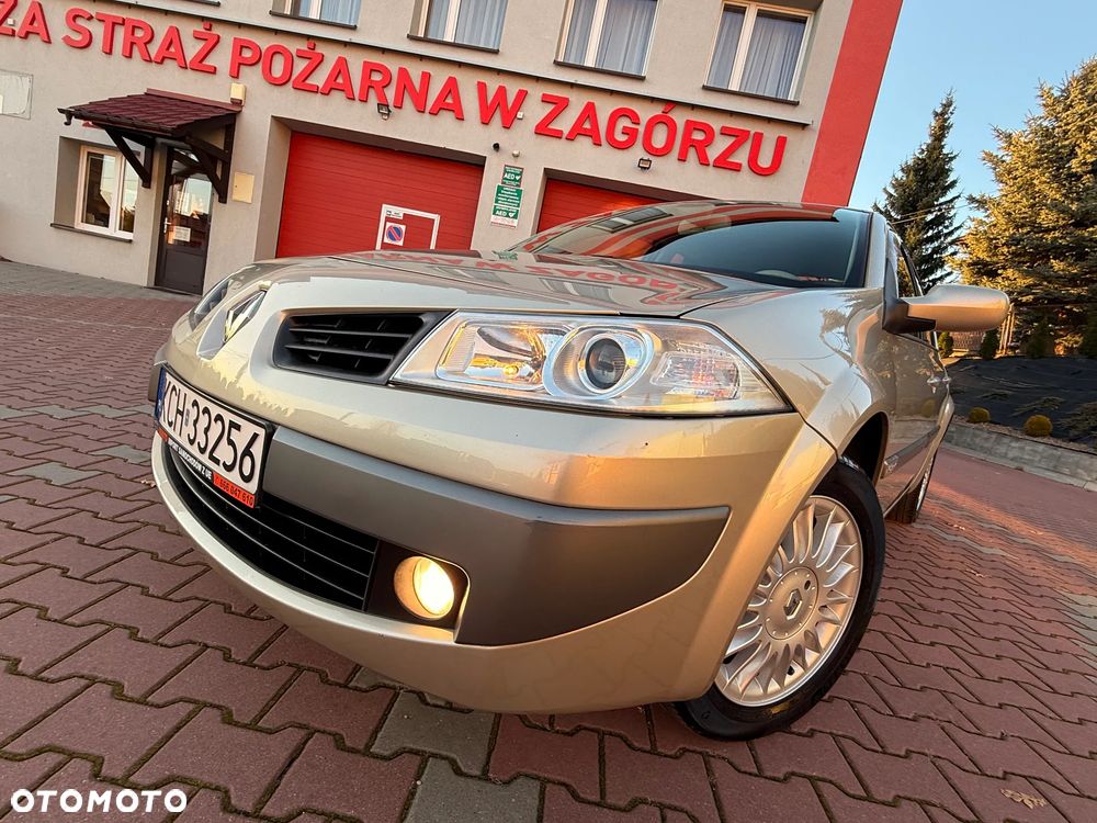 Renault Megane 1.6 16V Privilege - 4