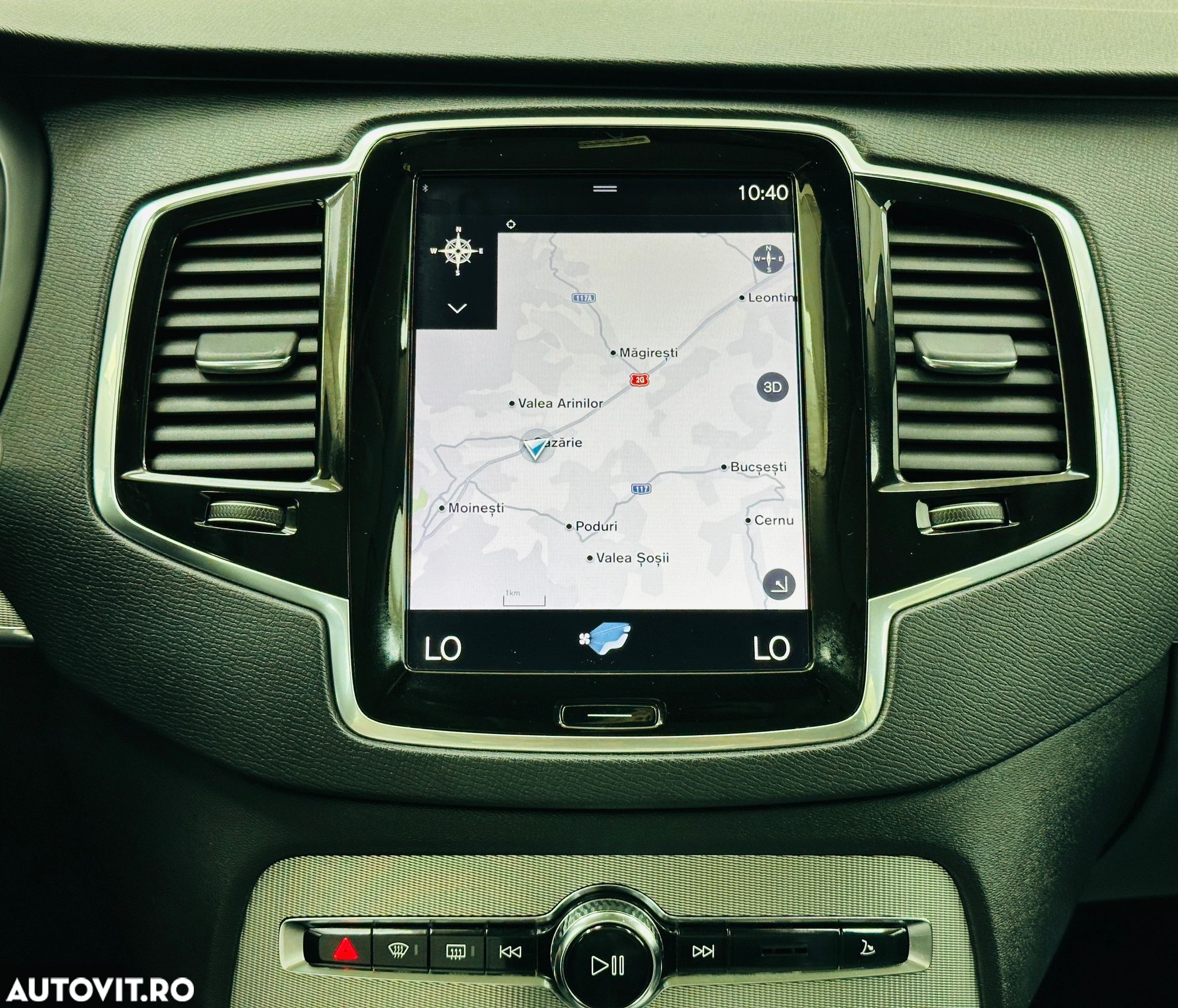 Volvo XC 90 - 32