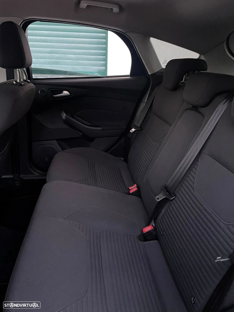 Ford Focus 1.0 SCTi Titanium - 7