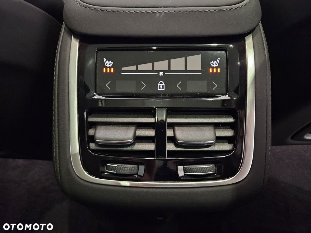 Volvo XC 90 - 33