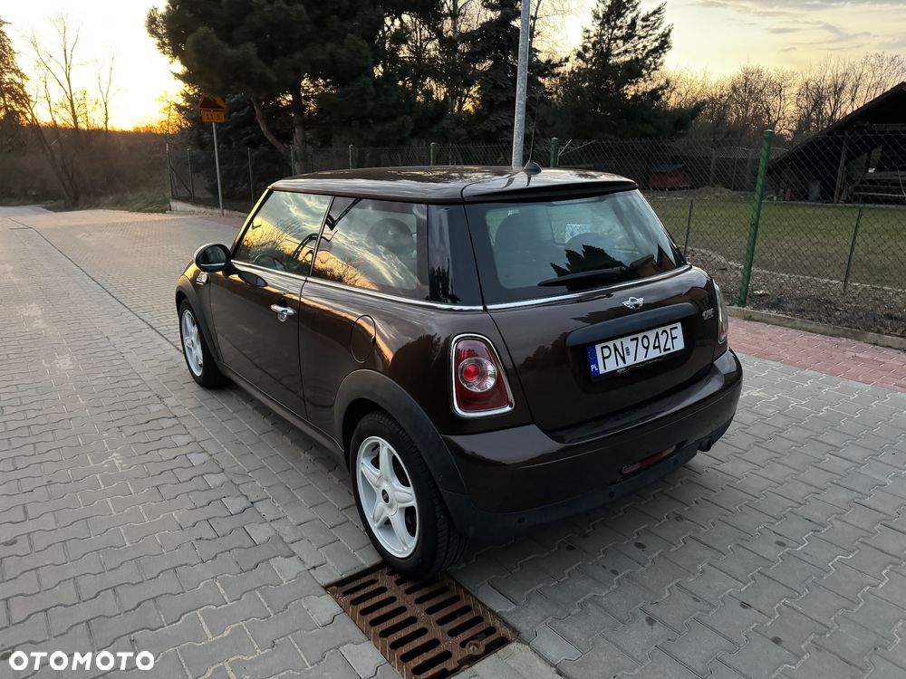 MINI ONE Brick Lane - 3