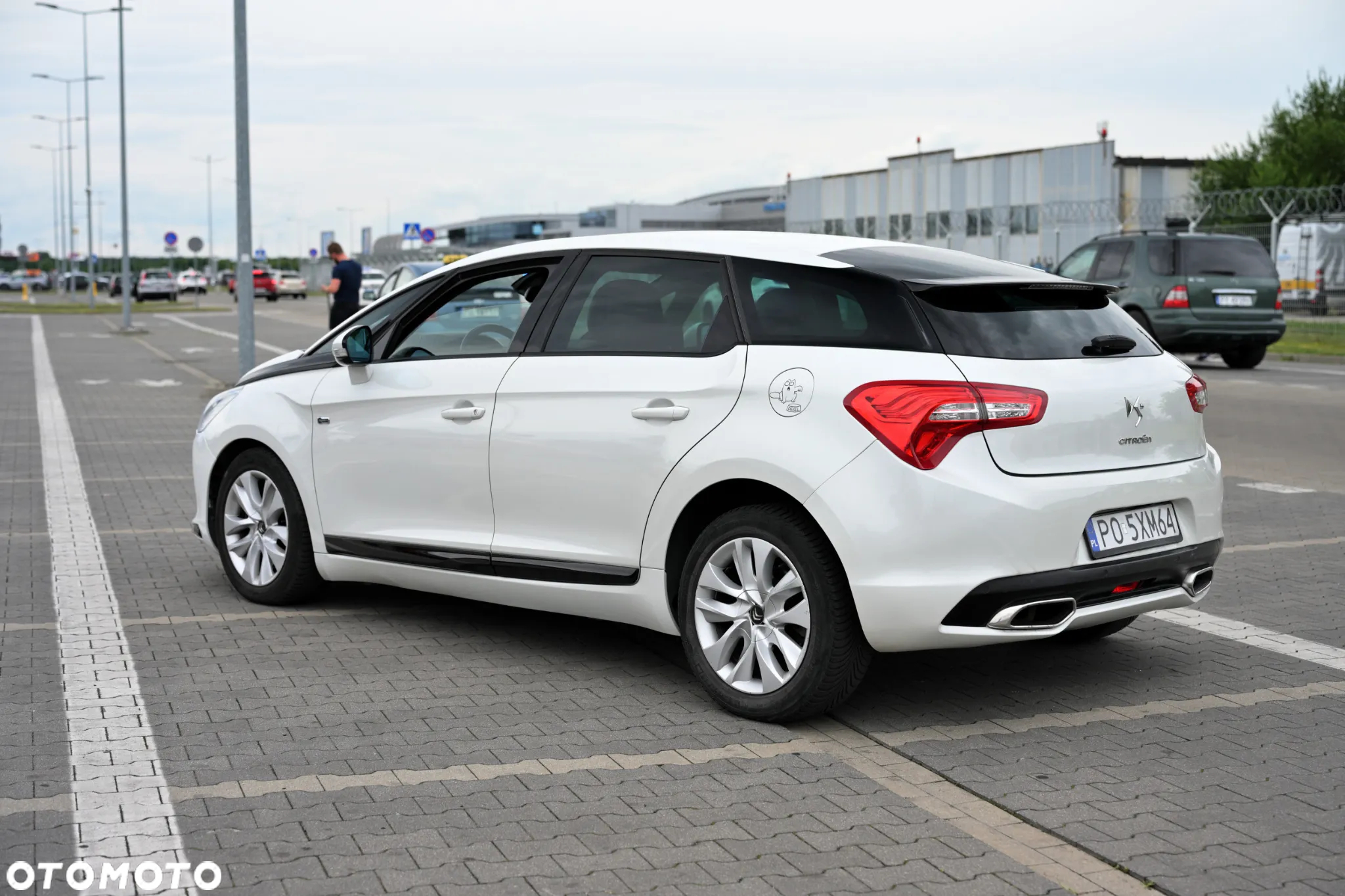Citroën DS5 2.0 HDi Hybrid4 SoChic MCP - 7