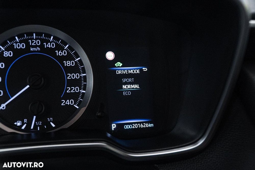 Toyota Corolla 1.8 HSD Dynamic - 24