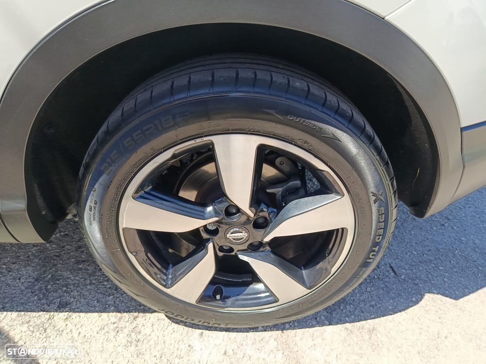 Nissan Qashqai - 12