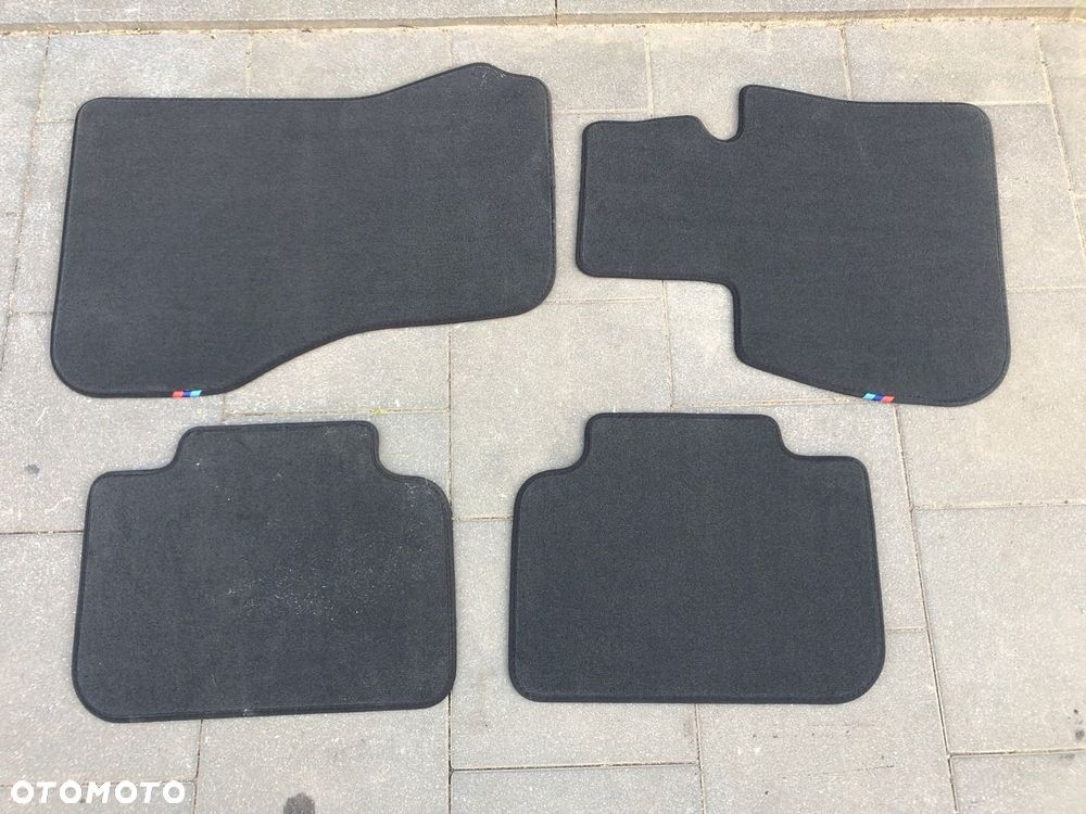 DYWANIKI WELUROWE BMW M PAKIET F39 9890440