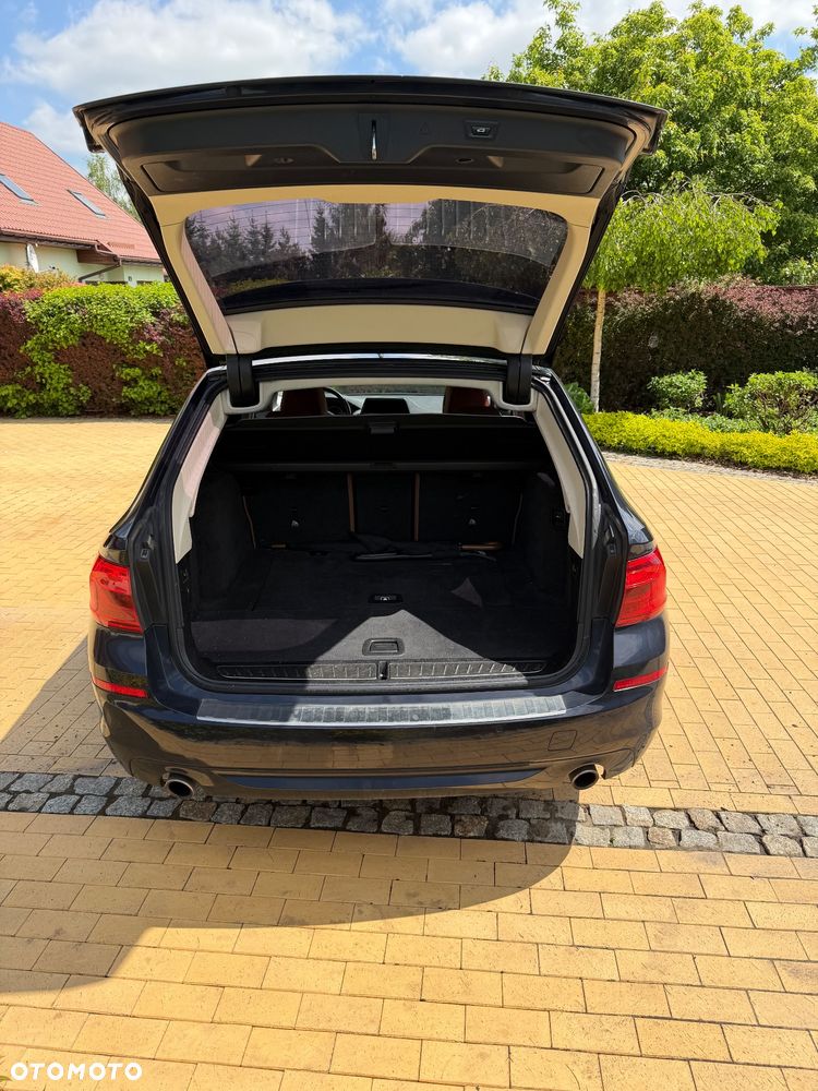 BMW Seria 5 520i Luxury Line - 18