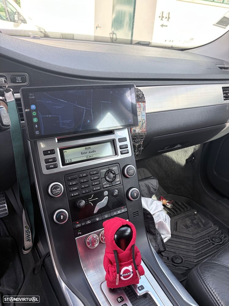 Volvo V70 2.0 D3 Momentum Geartronic - 8