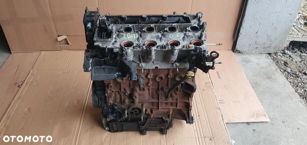 Silnik słupek blok Peugeot 407 2.0 HDI RHR - 2