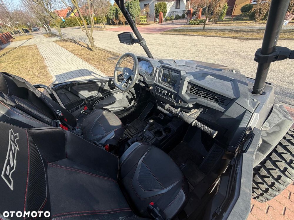 Polaris RZR - 22