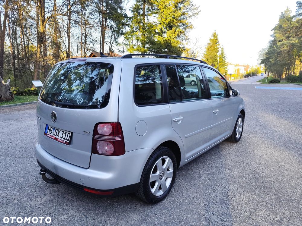 Volkswagen Touran 1.9 TDI DPF Trendline - 9