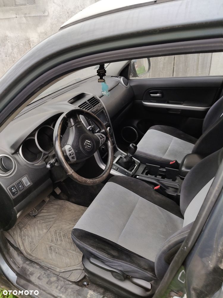 Suzuki Grand Vitara - 7