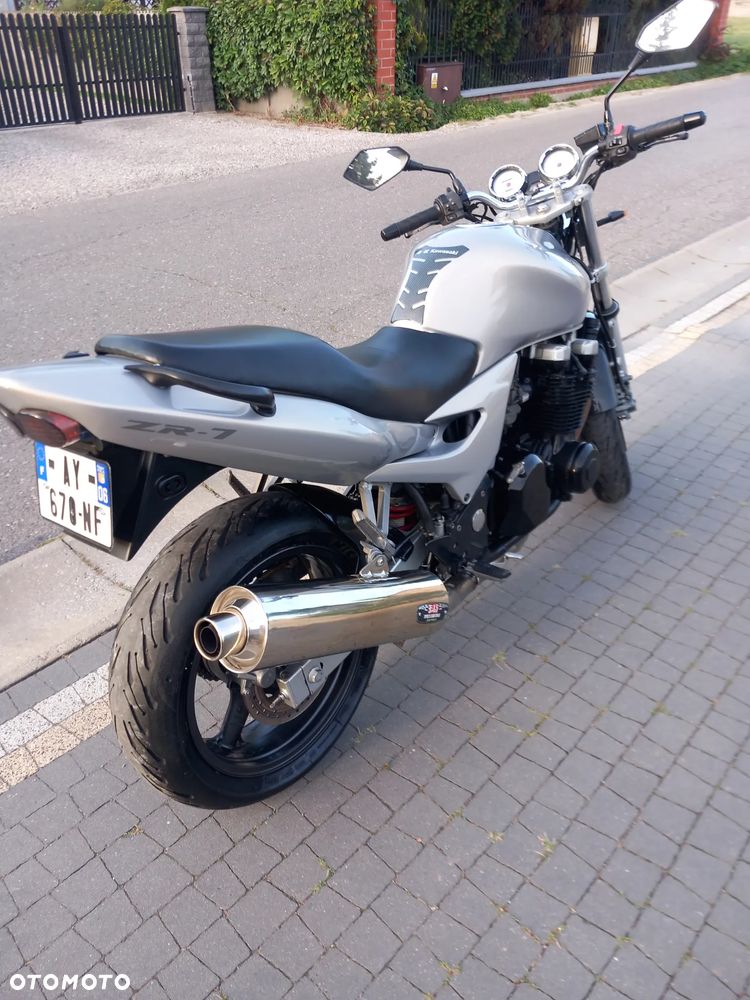 Kawasaki ZR - 5