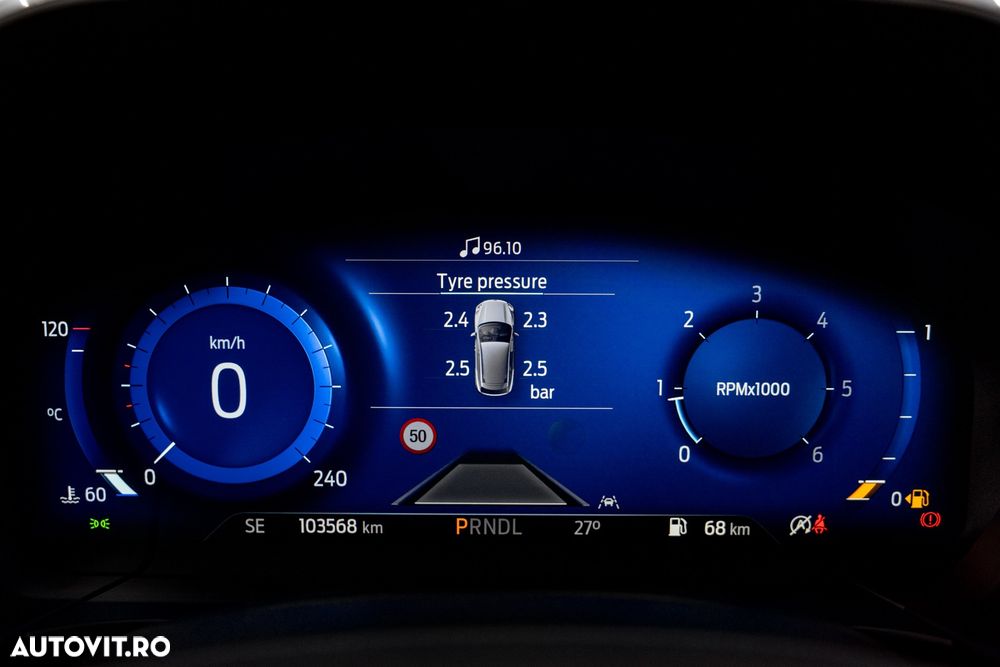 Ford Kuga 2.0 EcoBlue A8 AWD Vignale - 12