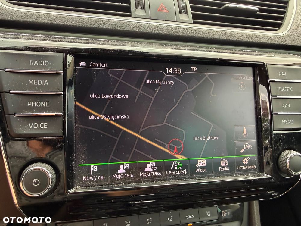 Skoda Superb 2.0 TSI L&K DSG - 20
