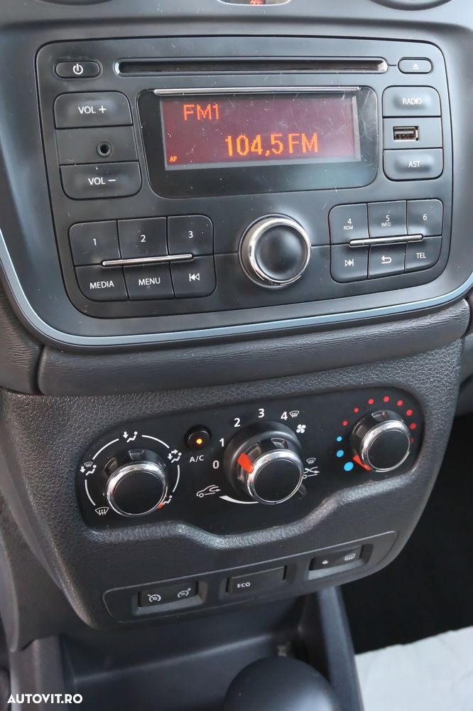 Dacia Lodgy 1.5 dCi Stepway - 17