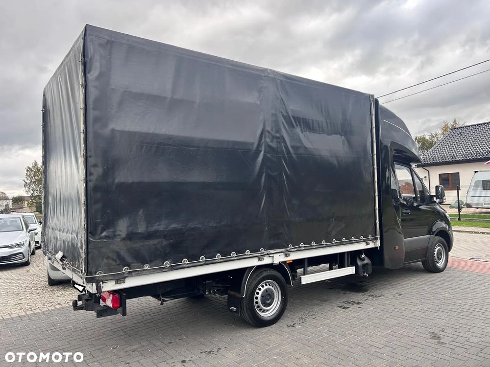 Mercedes-Benz Sprinter - 20