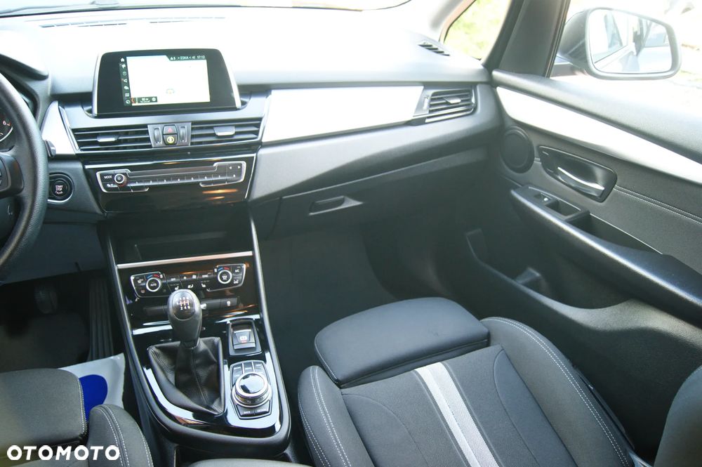BMW Seria 2 218d GT Sport Line - 35