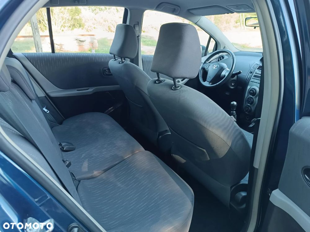 Toyota Yaris 1.33 VVT-i Sol - 9