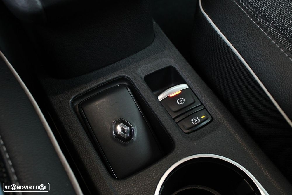 Renault Captur 1.0 TCe Techno Bi-Fuel - 27